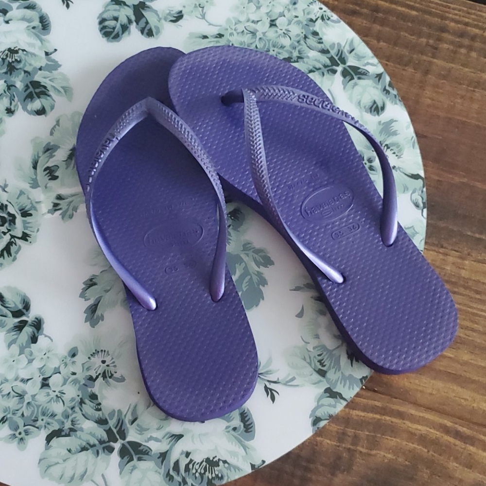 Size 6 Havaianas